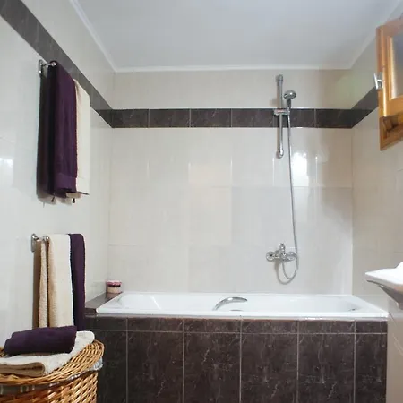 The Olive Farm Villa Kato Samikon